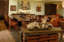 Dining lounge at the Mahua Kothi, Bandhavgarh National Park Dining lounge at the Mahua Kothi, Bandhavgarh National Park