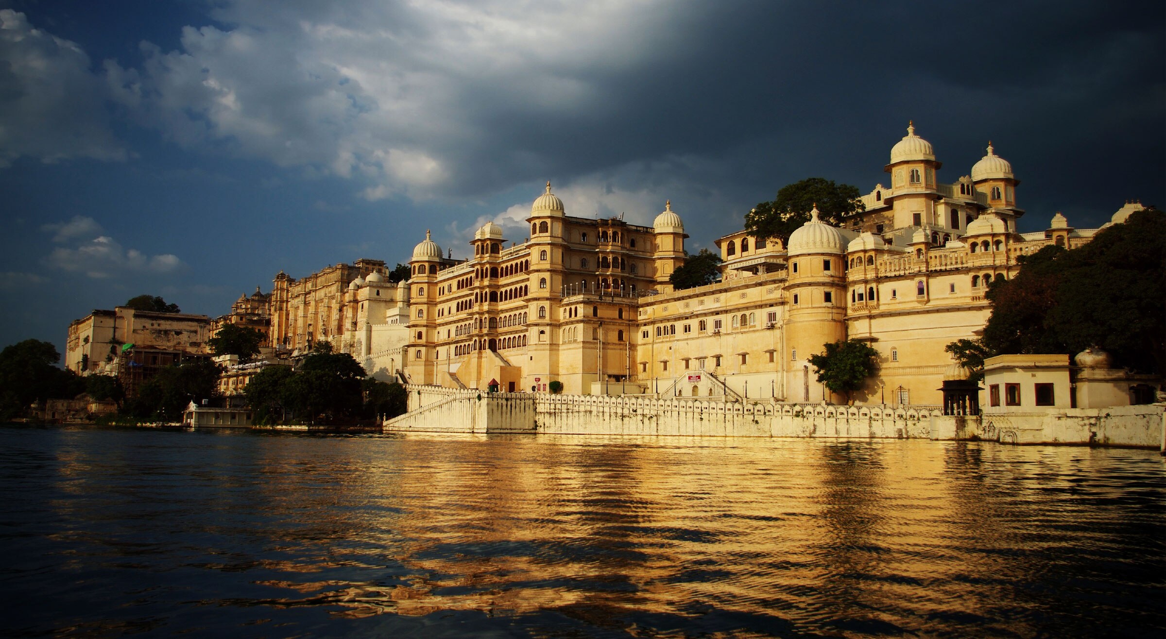 jaisalmer tour packages from udaipur