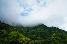 Clouds rolling over the green hills of Shimla Clouds rolling over the green hills of Shimla