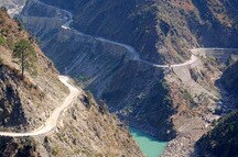 Road in the mountains Jammu Road in the mountains Jammu