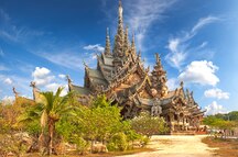 Sanctuary of Truth (Prasat Sajja Tham) Sanctuary of Truth (Prasat Sajja Tham)