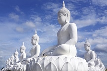 White Buddha statues White Buddha statues