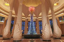 Lobby at the Atlantis, The Palm, Dubai Lobby at the Atlantis, The Palm, Dubai