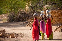 Self-sufficient young women Self-sufficient young women