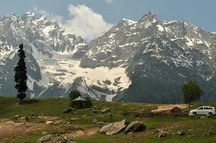 The snow caped mountains The snow caped mountains