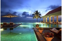 Infinity Pool at The Leela Kovalam Infinity Pool at The Leela Kovalam