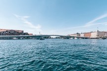 Copenhagens Kissing Bridge for bikes and pedestrians only Copenhagens Kissing Bridge for bikes and pedestrians only