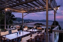 Cliff Restaurant at the Centara Villas, Phuket Cliff Restaurant at the Centara Villas, Phuket